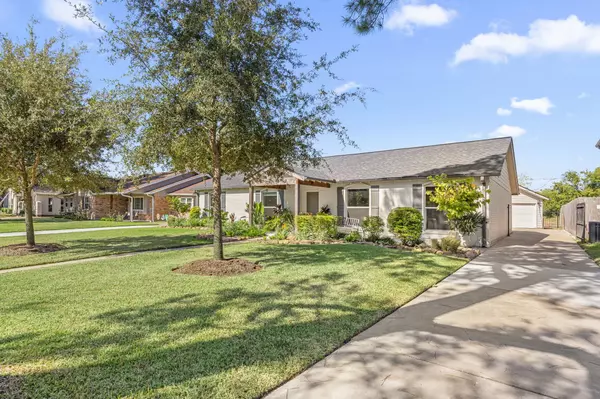 Houston, TX 77043,1623 Scenic Ridge DR