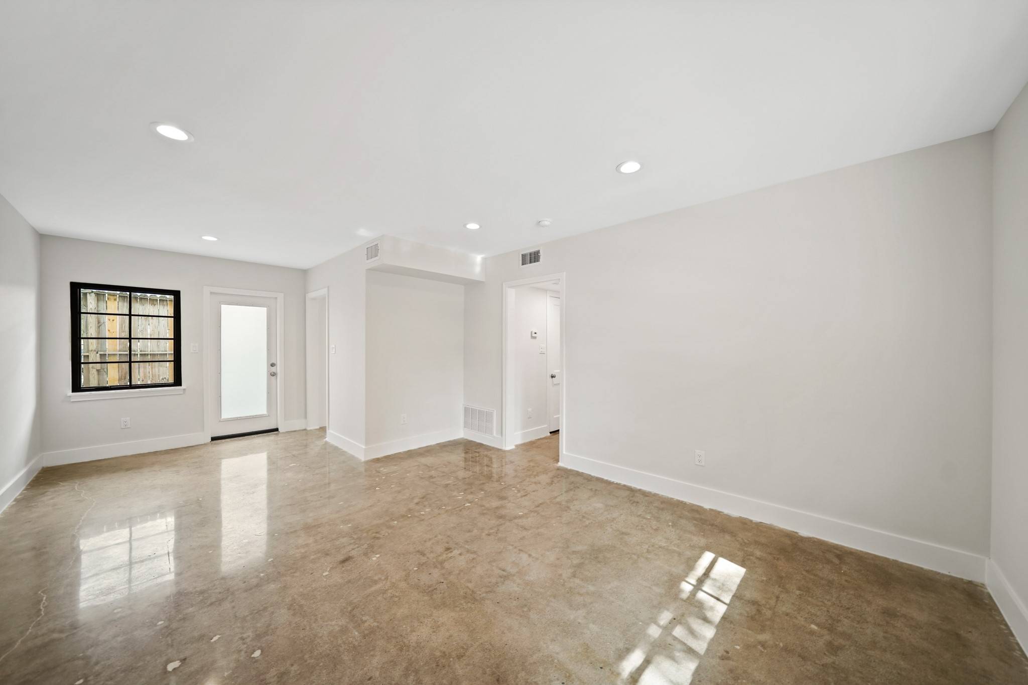 Houston, TX 77006,520 Lovett BLVD #1B