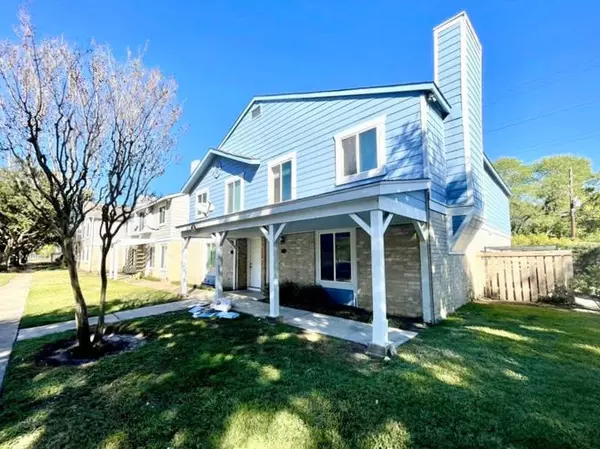 752 Memorial Mews ST #D, Houston, TX 77079