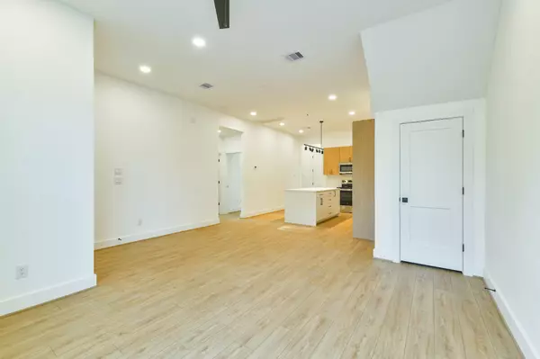 Houston, TX 77022,164 Wallace Street