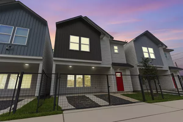 1513 Egypt ST, Houston, TX 77009