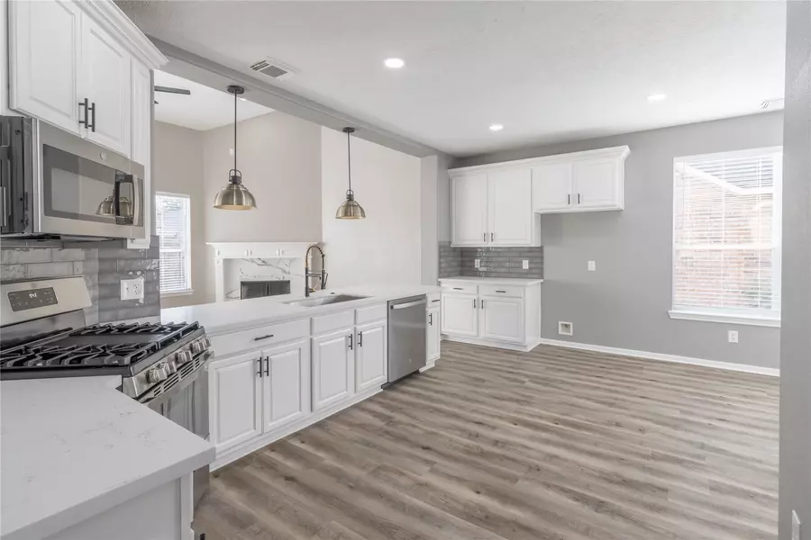 2519 Flycatcher Cove DR, League City, TX 77573