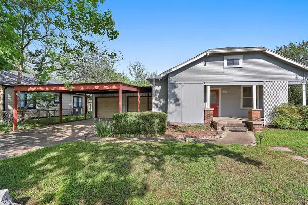 5422 1st ST,  Crosby,  TX 77532