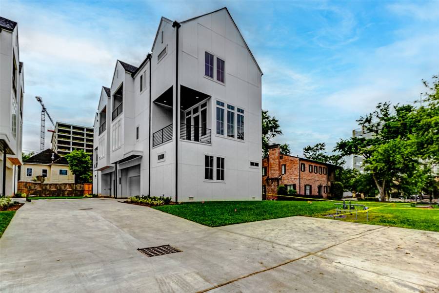 1907 Lauderdale ST, Houston, TX 77030