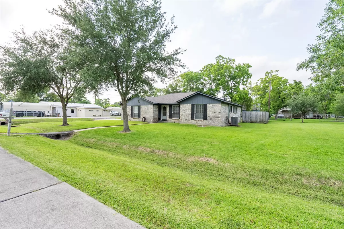 Dickinson, TX 77539,4801 36th ST