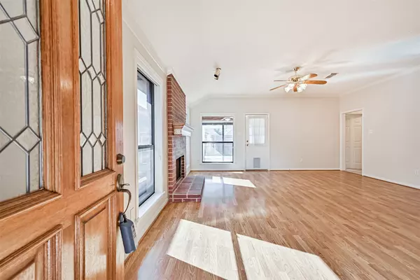 Friendswood, TX 77546,208 Live Oak LN