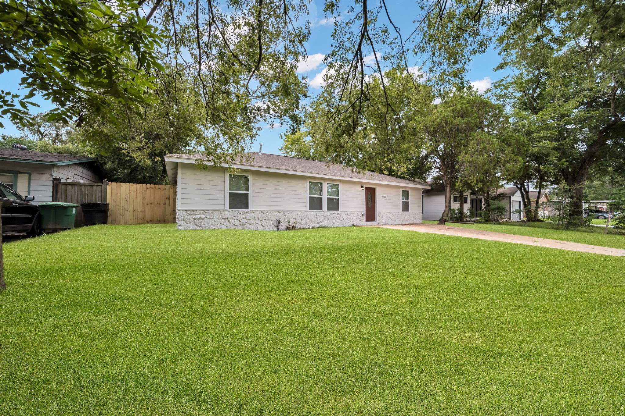 Houston, TX 77033,5822 Beldart ST