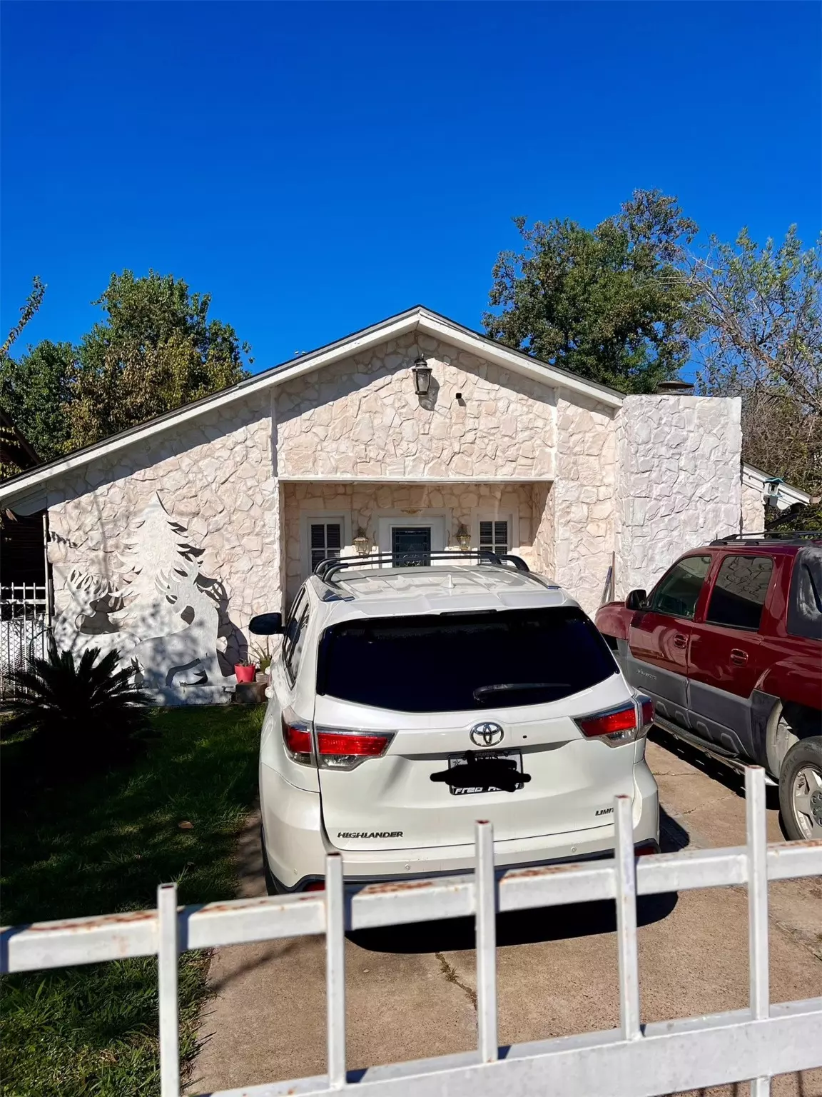 Houston, TX 77049,17211 Woodburn DR