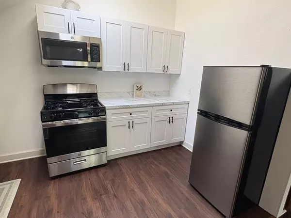 Pasadena, TX 77506,501 1/2 Johnson ST