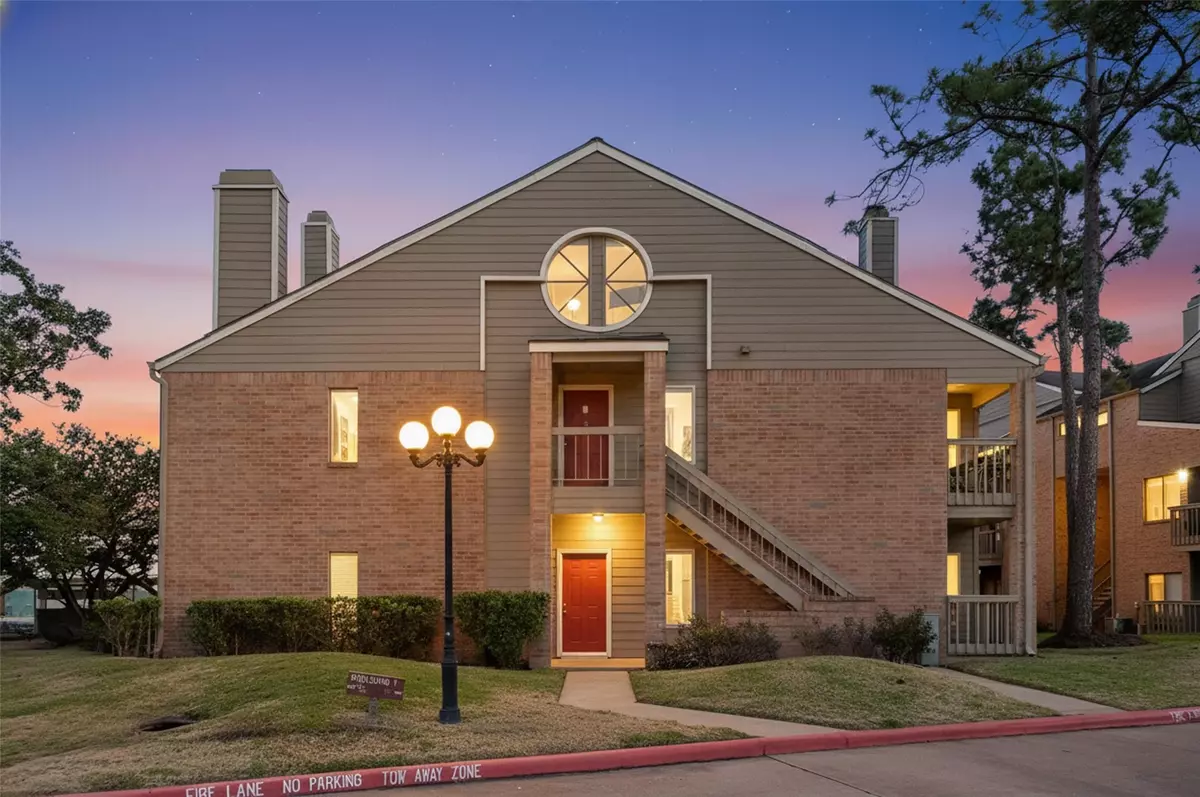 Houston, TX 77077,2023 Gentryside DR #108