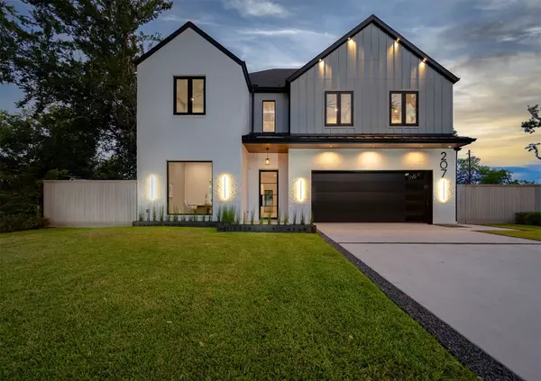 207 W 33rd ST, Houston, TX 77018