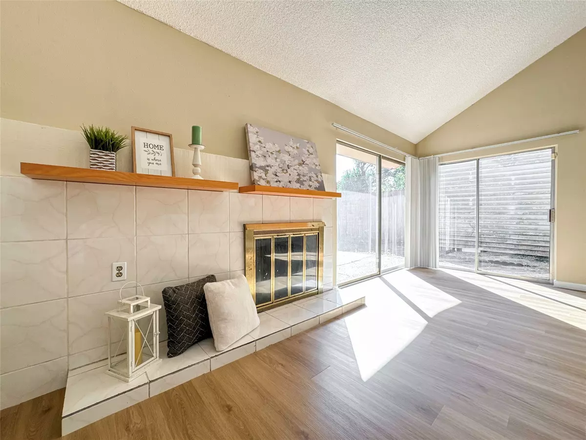 Houston, TX 77072,7615 Hollow Glen LN