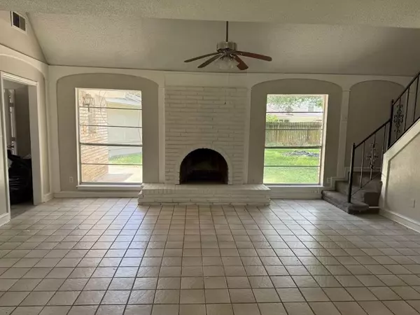 Houston, TX 77339,2006 Round Spring DR