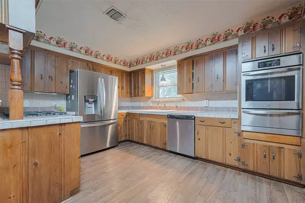 Houston, TX 77092,5710 Nina Lee LN