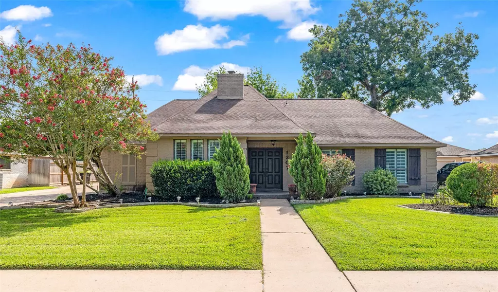 1207 Bittersweet DR, Richmond, TX 77406