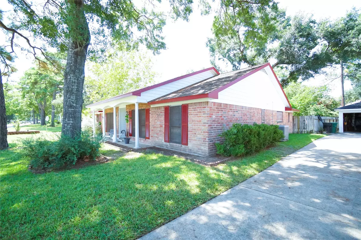 Houston, TX 77040,9803 Rocktree DR