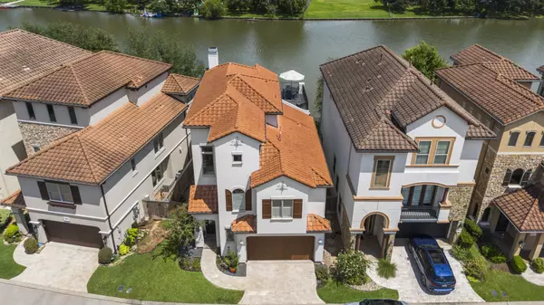 Sugar Land, TX 77478,810 Old Oyster TRL