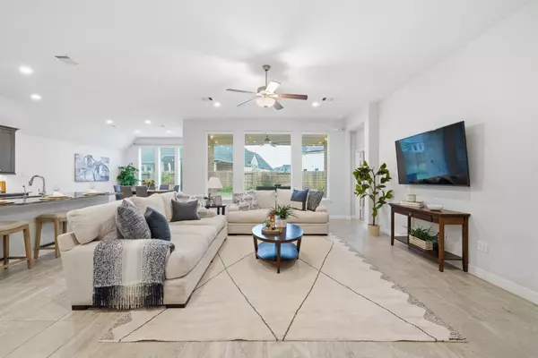 Houston, TX 77059,14051 Dunsmore Landing DR