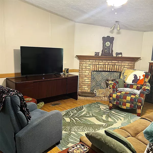 Centerville, TX 75833,1421 N 1270