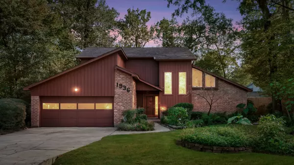 1936 Foxtail PL, The Woodlands, TX 77380