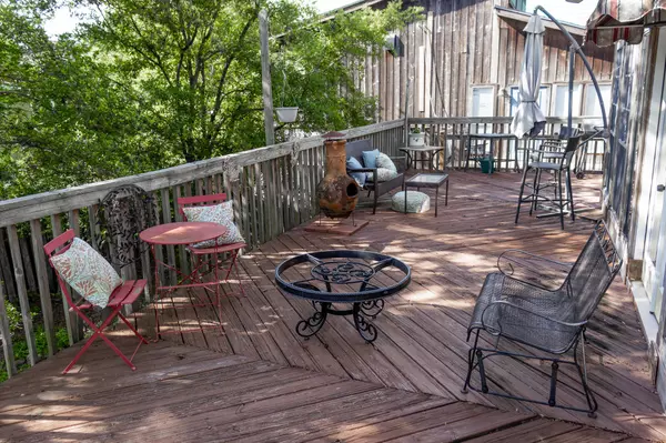 Clear Lake Shores, TX 77565,300 Narcissus RD