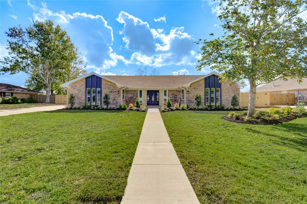 Alvin, TX 77511,2609 Adams ST