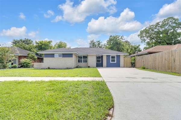 2118 Orean ST,  Houston,  TX 77034