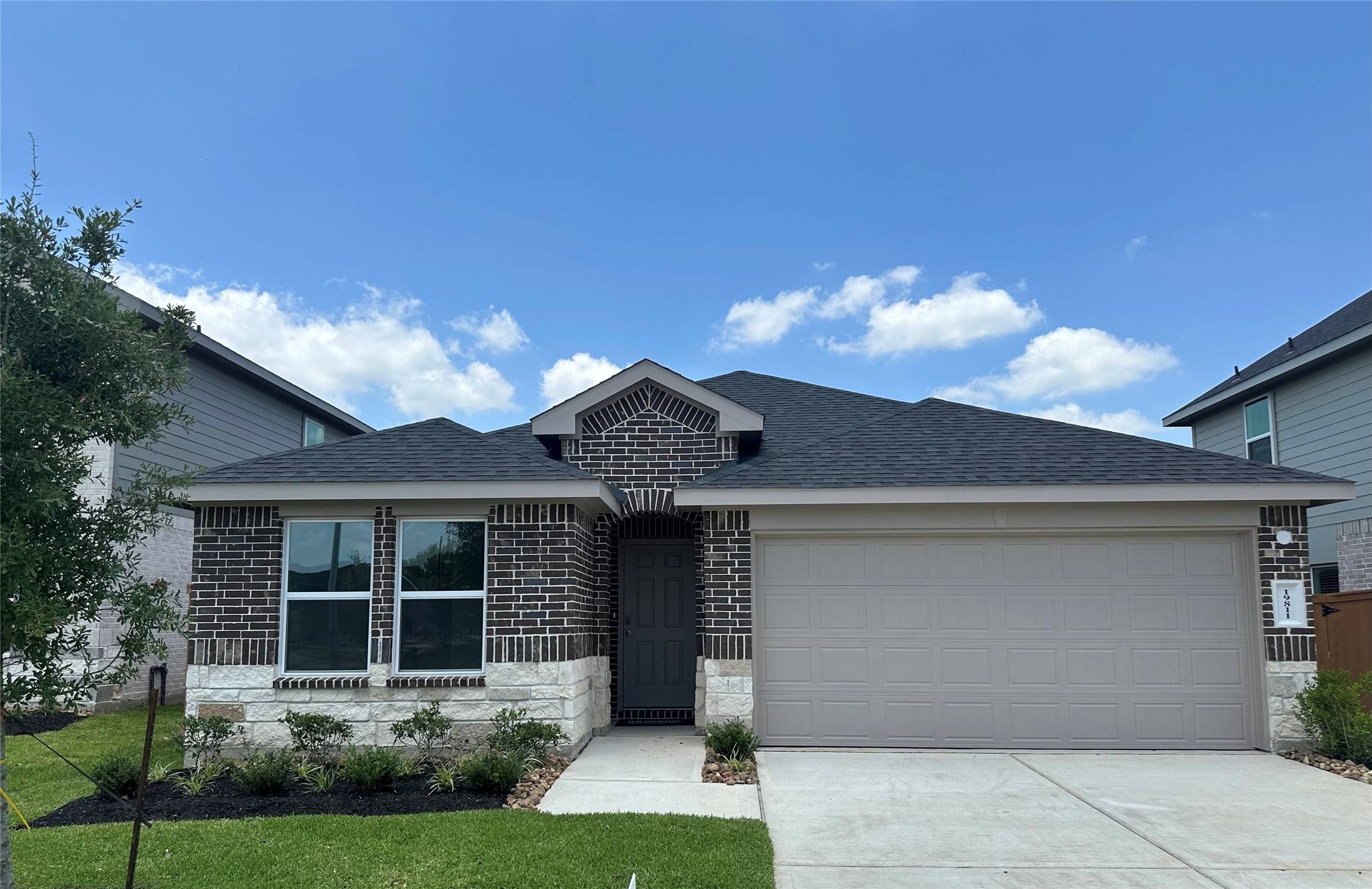 19811 Sparkling Sea DR, Hockley, TX 77447