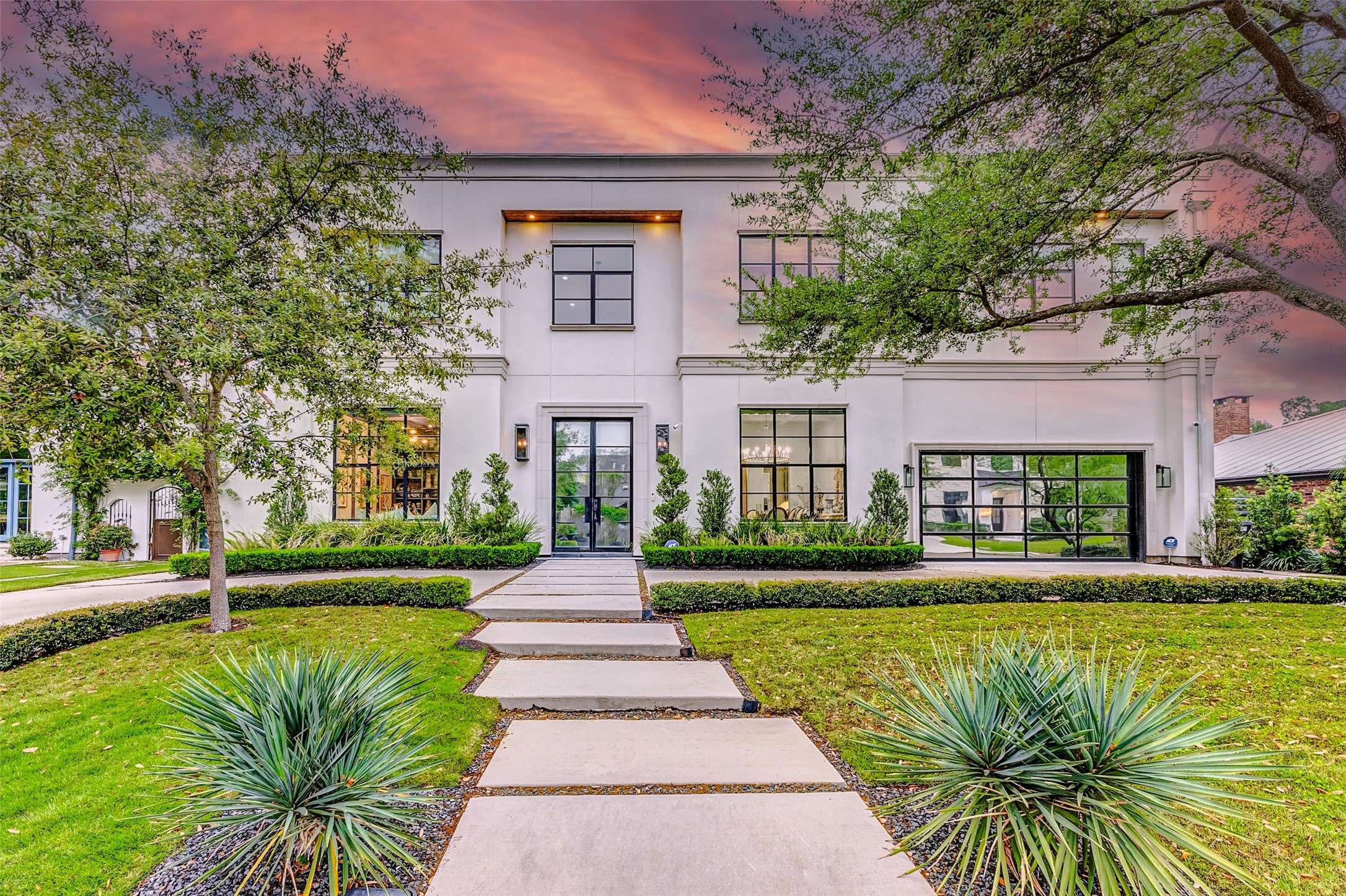4622 Banning DR, Houston, TX 77027