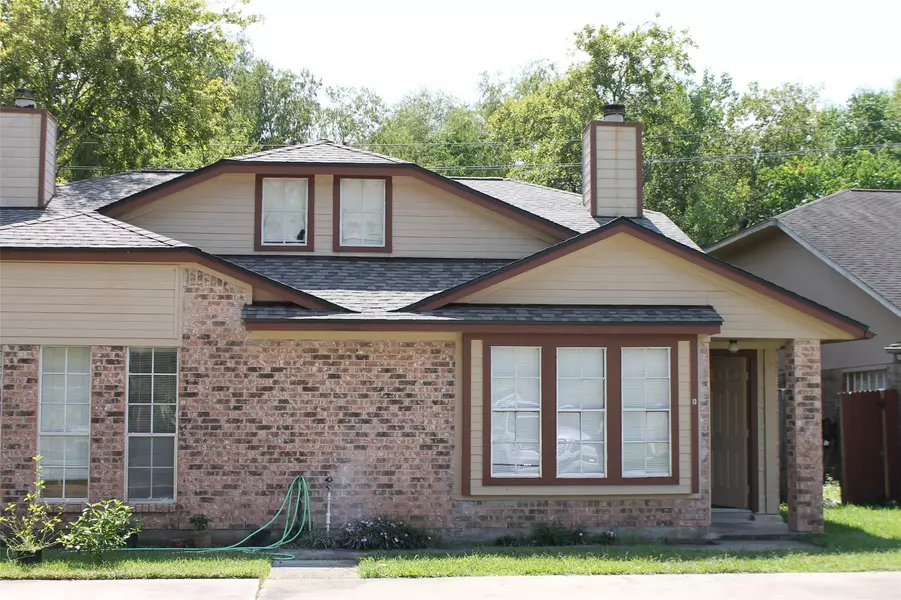 6612 TAMAR DR #B, Pasadena, TX 77503