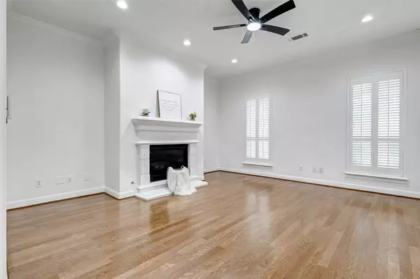 Houston, TX 77070,43 Versante CT