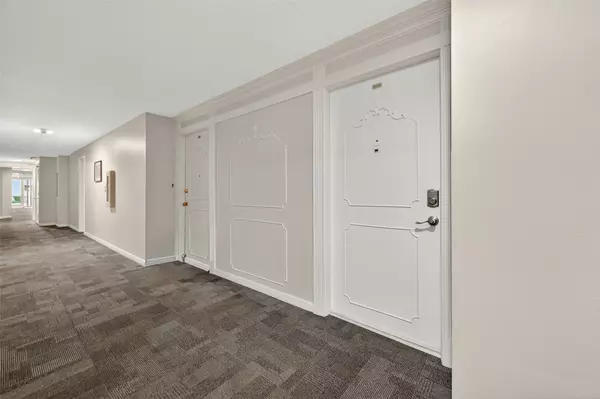 Houston, TX 77025,2601 Bellefontaine Street B114 ST #B114