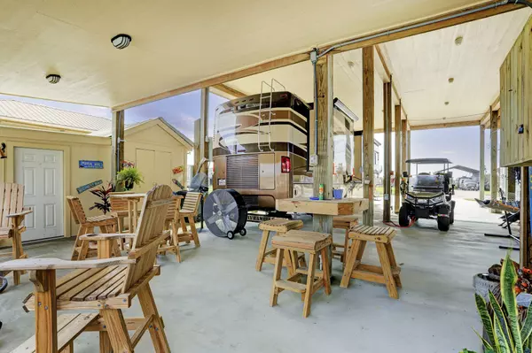 Crystal Beach, TX 77650,1101 Buddy Kirk DR