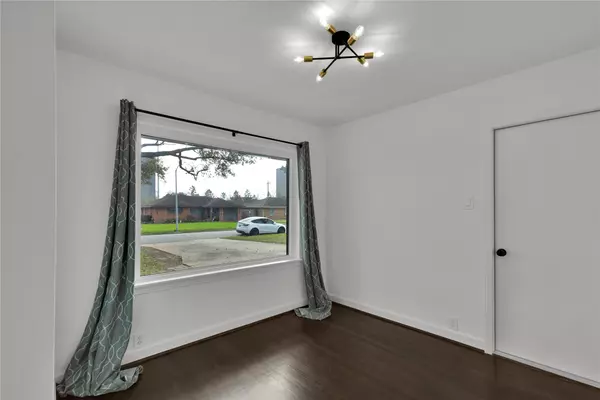 Houston, TX 77018,1026 W 30th ST