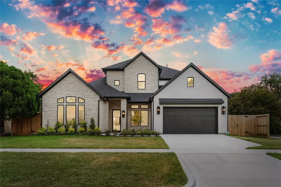 8553 Western DR, Houston, TX 77055