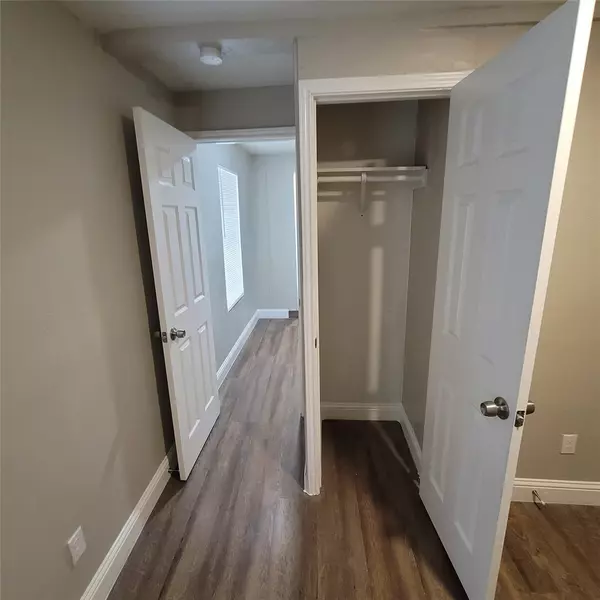 Houston, TX 77016,6810 Bleker ST