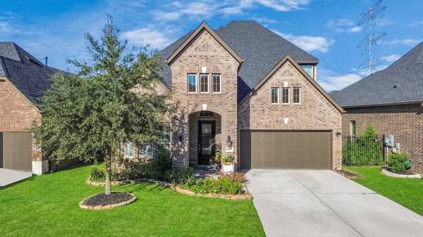 4918 Thunder Creek LN,  Sugar Land,  TX 77479