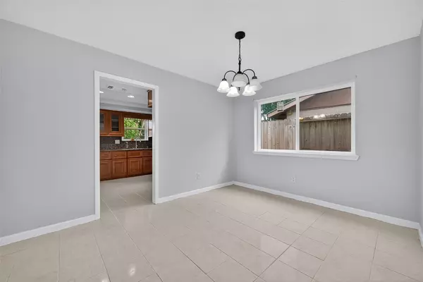 Sugar Land, TX 77498,10414 Gulfstream LN
