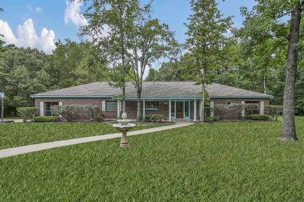 9610 Sendera DR, Magnolia, TX 77354