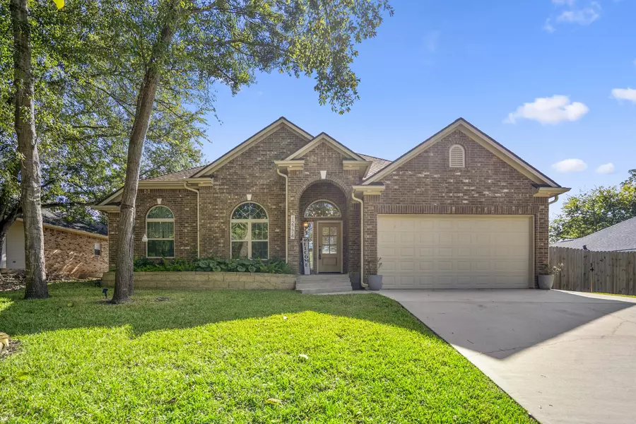 12774 Point Aquarius BLVD, Willis, TX 77318