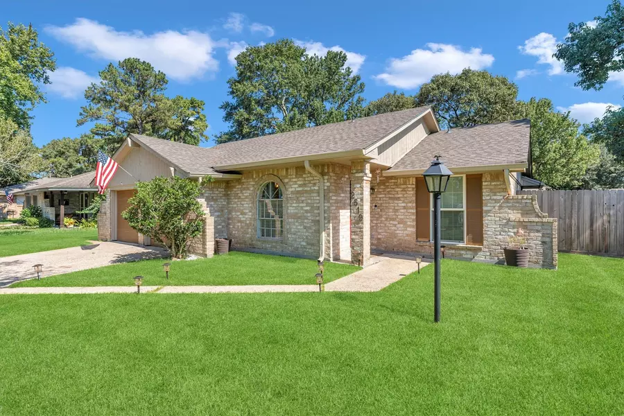 2519 Meandering TRL, Houston, TX 77339