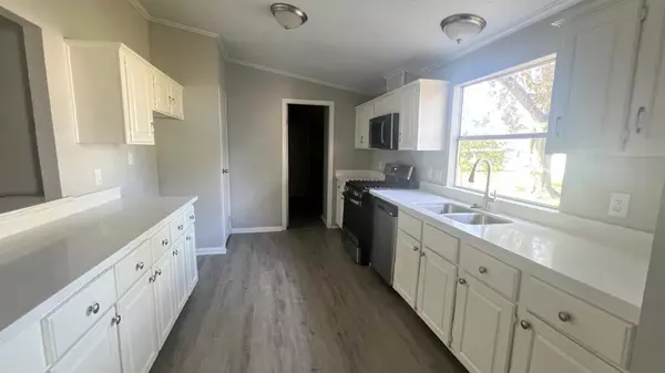 Beaumont, TX 77705,3595 2nd ST