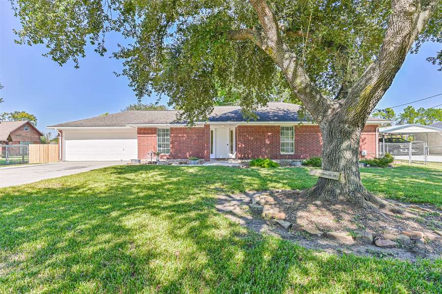 6417 Scott LN, Pearland, TX 77581
