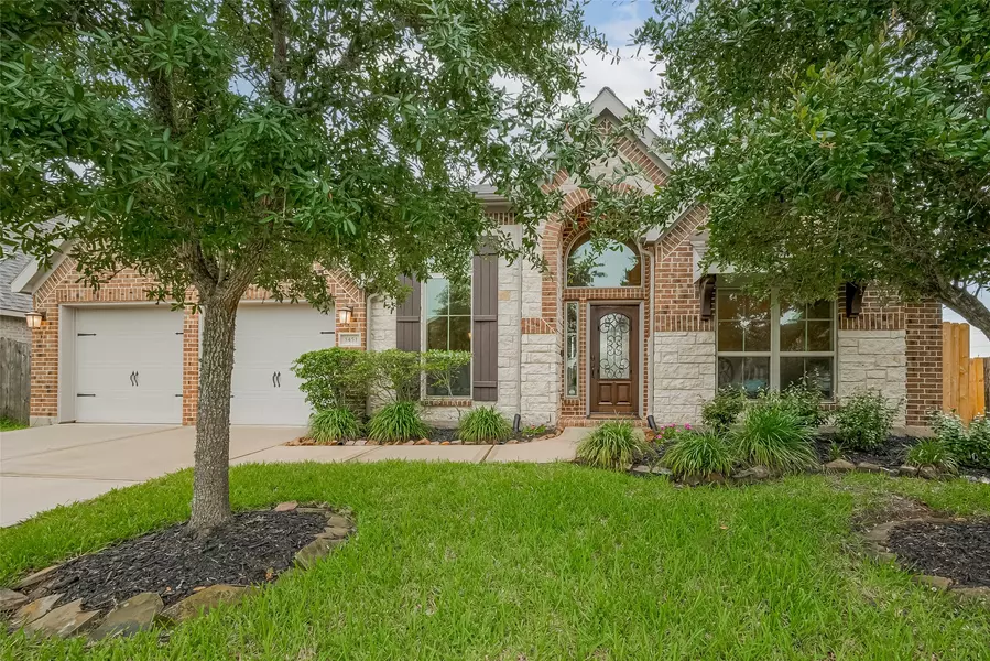 3451 Golden Cypress LN, Pearland, TX 77584