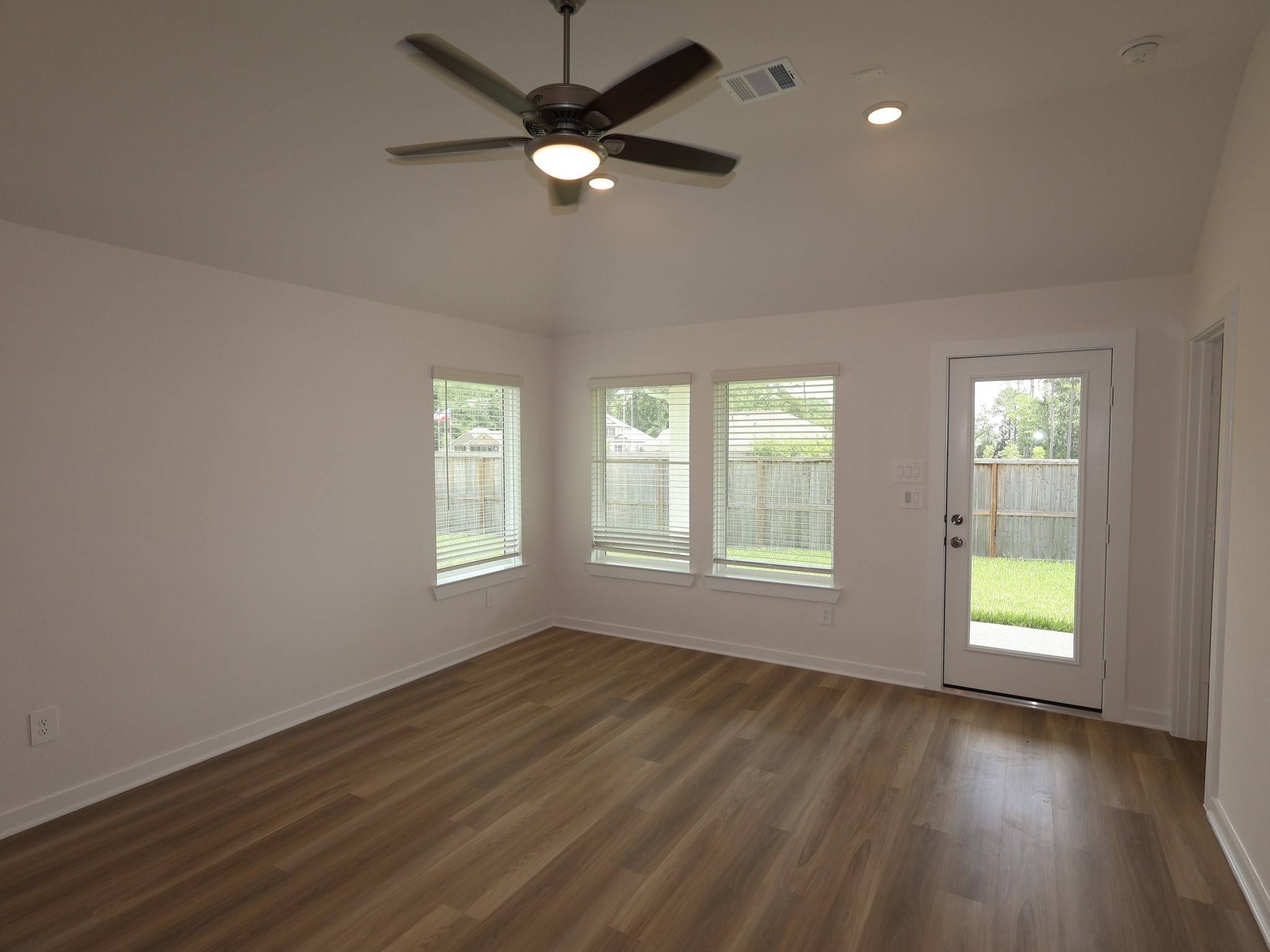 Willis, TX 77378,745 Roaring Falls ST