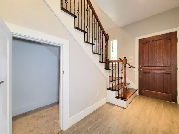 Houston, TX 77019,1424 Wilson ST