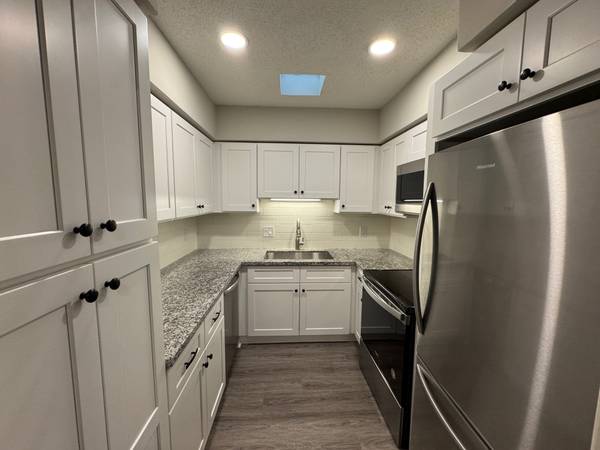 2700 Bellefontaine ST #A24, Houston, TX 77025