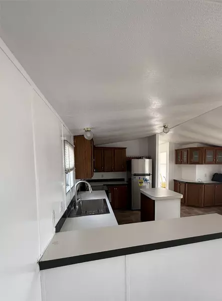 16412 W Bellfort ST, Sugar Land, TX 77498