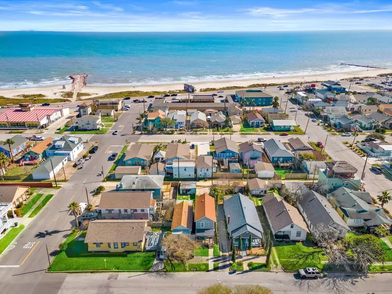 3011 Avenue R, Galveston, TX 77550