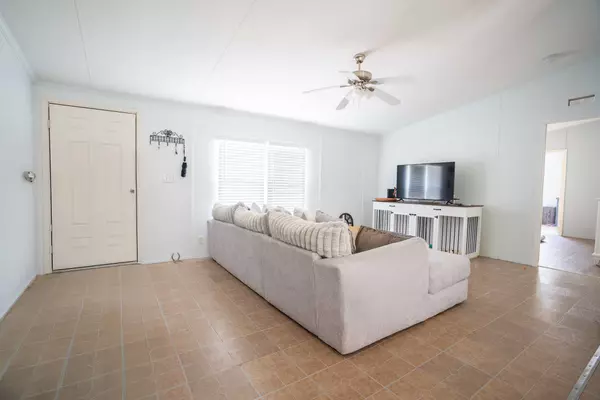 New Caney, TX 77357,20511 N Sabine DR